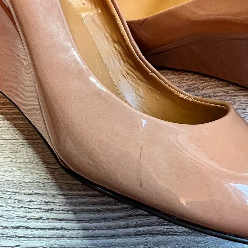 J. Crew Sylvia neutral taupe patent almond toe wedge heels size 11 - Picture 8 of 12